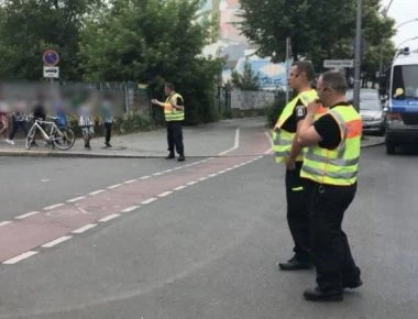Πανικός στο Βερολίνο: Εκκενώθηκε σχολείο μετά από πληροφορία για δύο οπλισμένους άνδρες μέσα σε αυτό (φωτό)